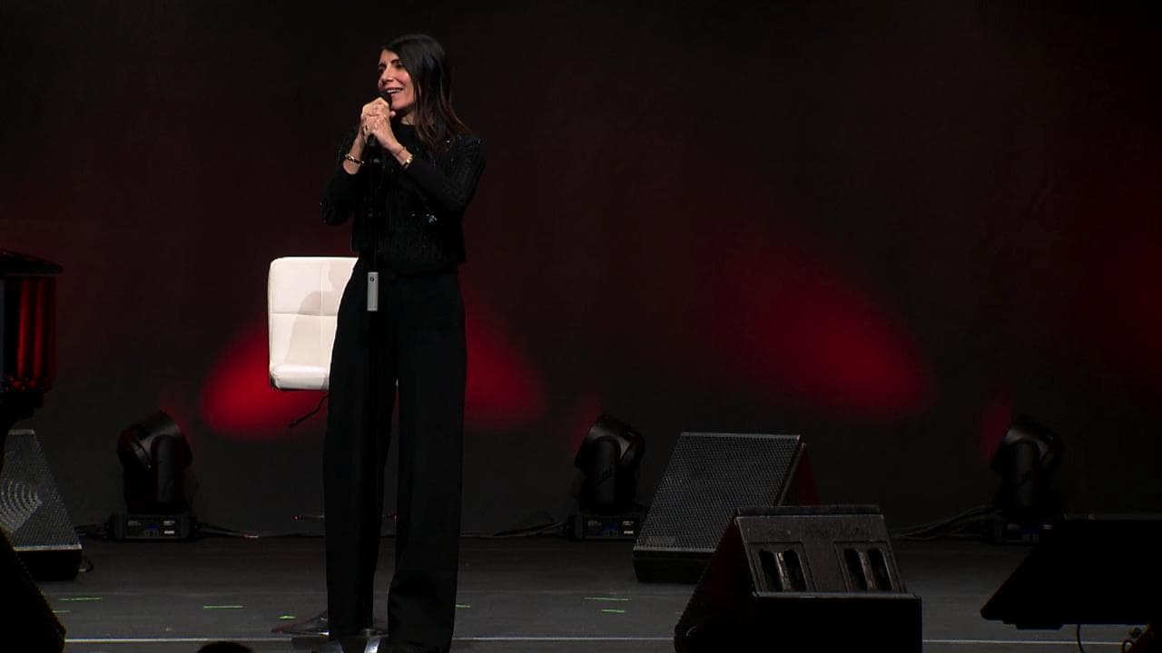 Giorgia alla festa di Repubblica: "Felice di ricordare Assante". Poi quattro brani iconici