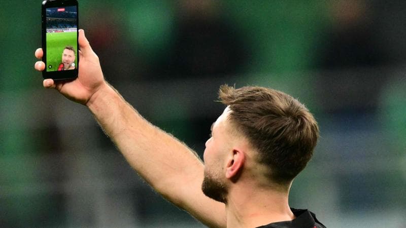 Fullkrug scatta un selfie al termine di Milan-Lecce