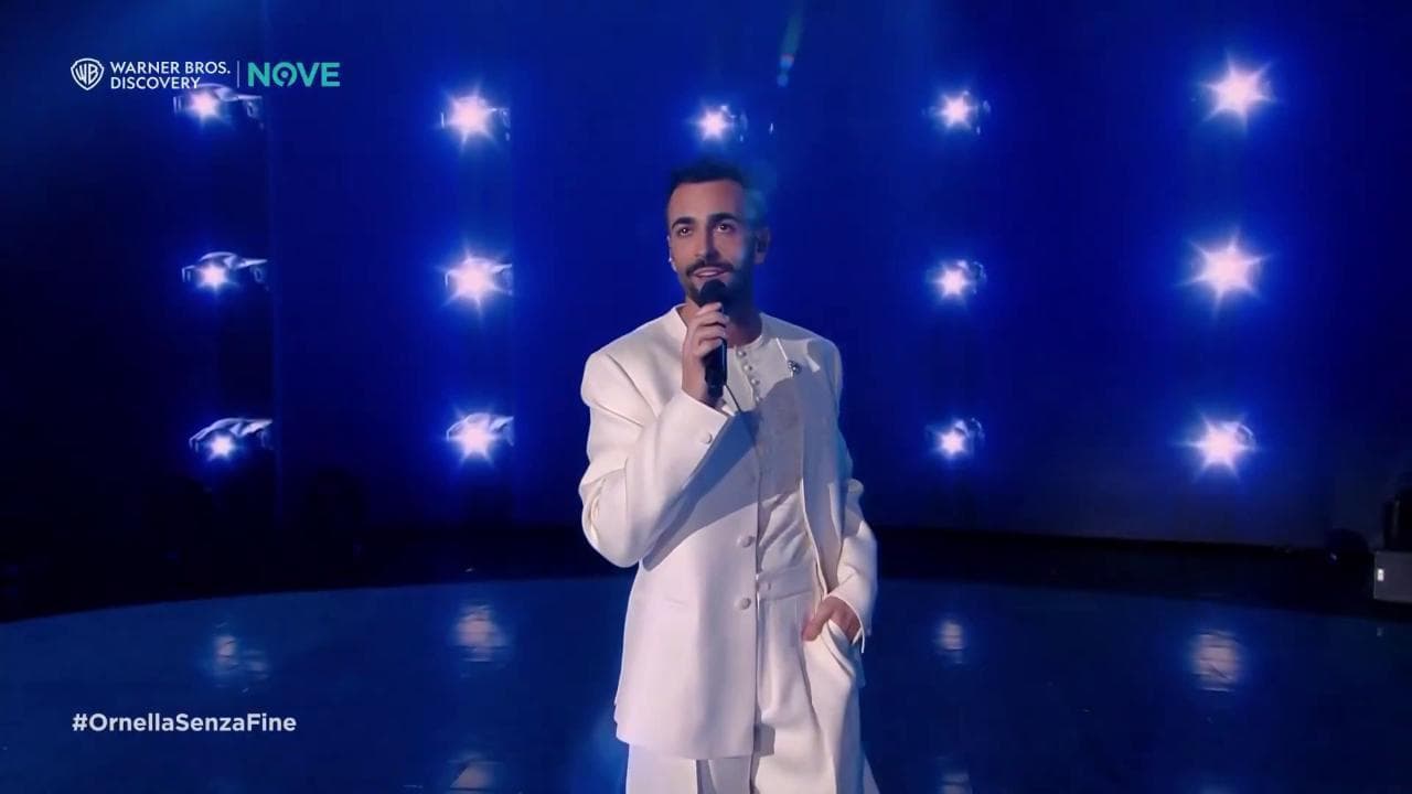 "Che cosa c'è": Marco Mengoni ricorda Ornella Vanoni con una canzone di Paoli
