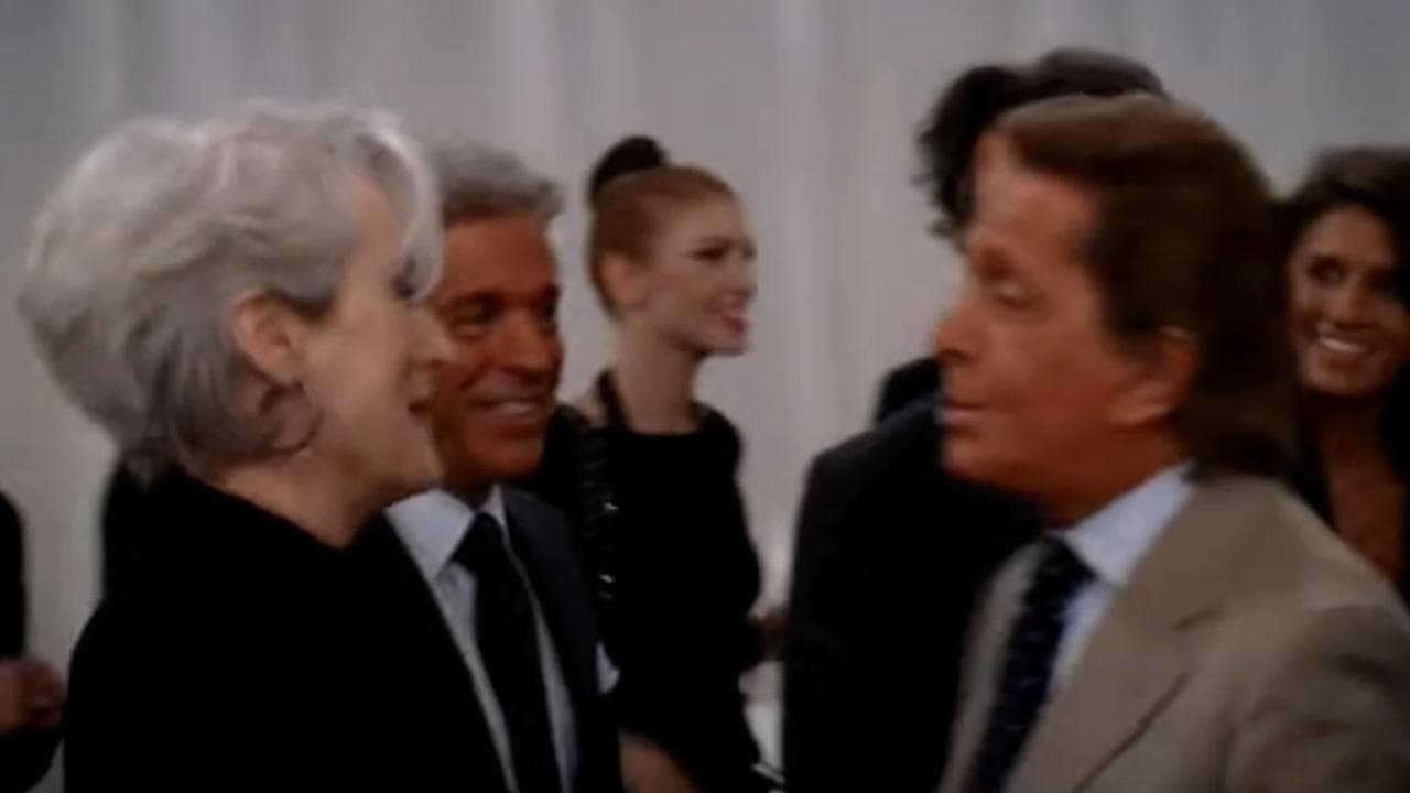 Valentino, il cameo ne "Il diavolo veste Prada" con Meryl Streep e l'amica Anne Hathaway