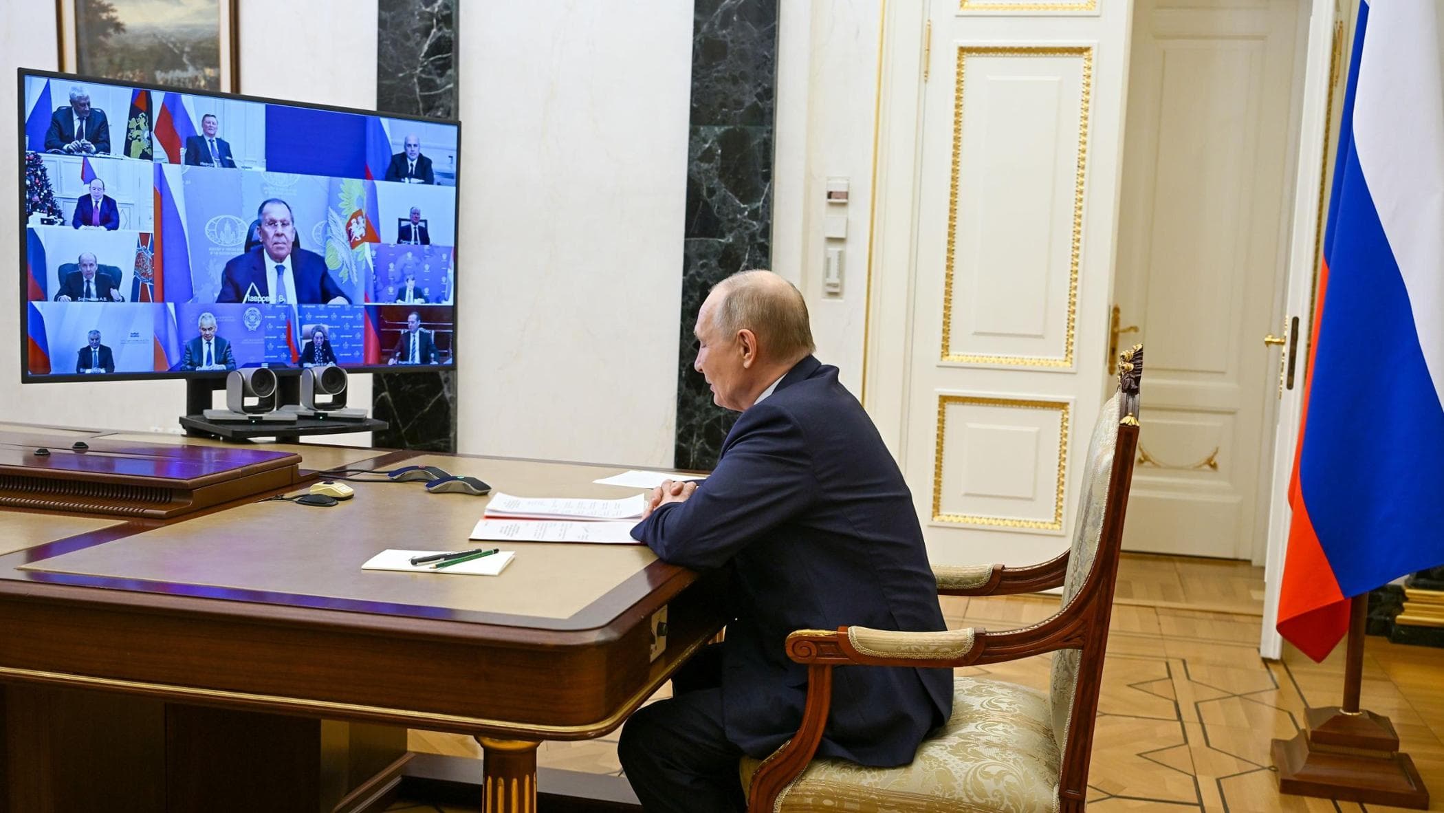 Gaza, il board degli autocrati: invitati Putin e Lukashenko