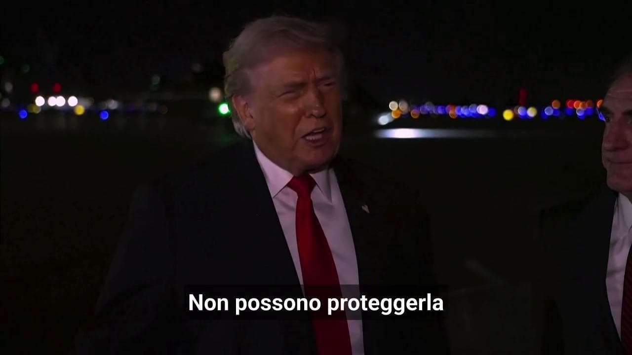 Trump insiste sulla Groenlandia: "Dobbiamo averla, la Danimarca non può proteggerla"