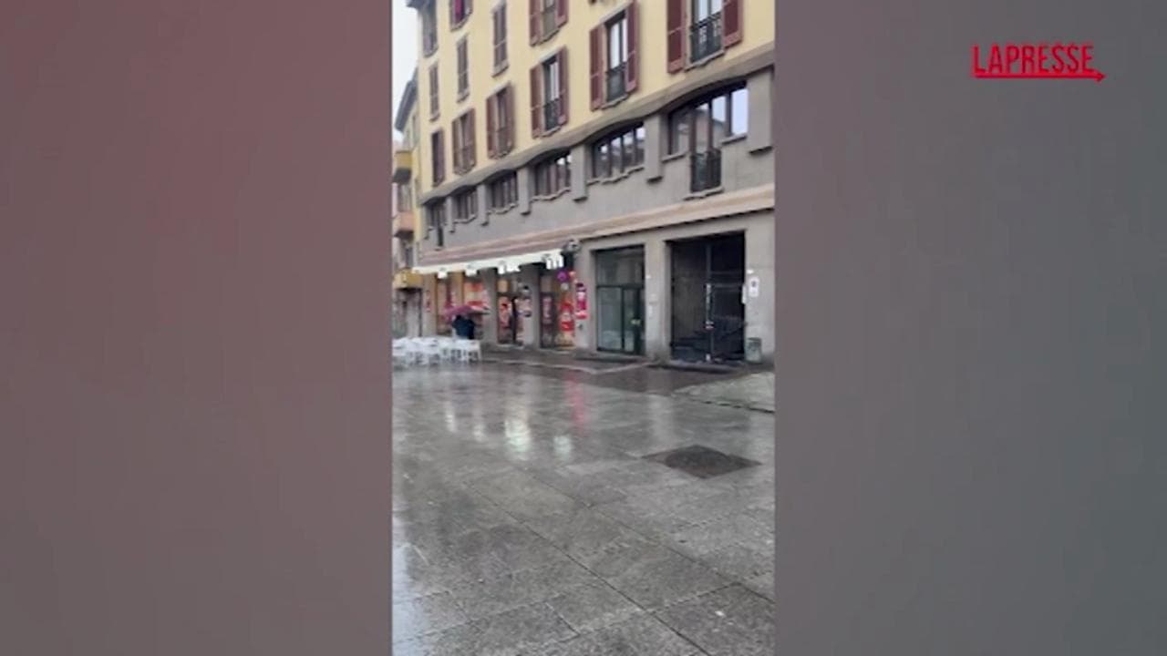 Maltempo in Sardegna, allerta rossa a Cagliari: il centro deserto come ai tempi del Covid