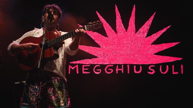 Marco Castello, la “quaglia” sovversiva dell’indie: “Megghiu suli che omologati”