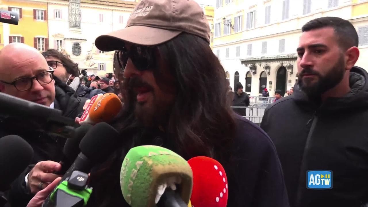 Valentino, il direttore creativo Alessandro Michele: "Mi è sempre sembrato delicatissimo e gentile"