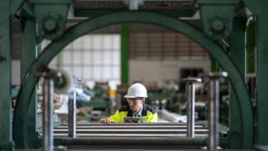 Il manufacturing guida la classifica dei settori più rappresentati