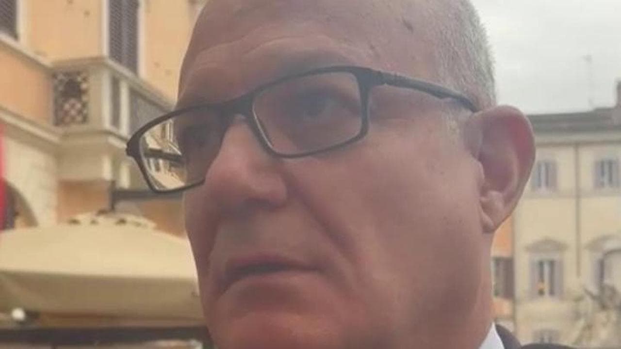 Valentino, l'addio: da oggi la camera ardente a Roma