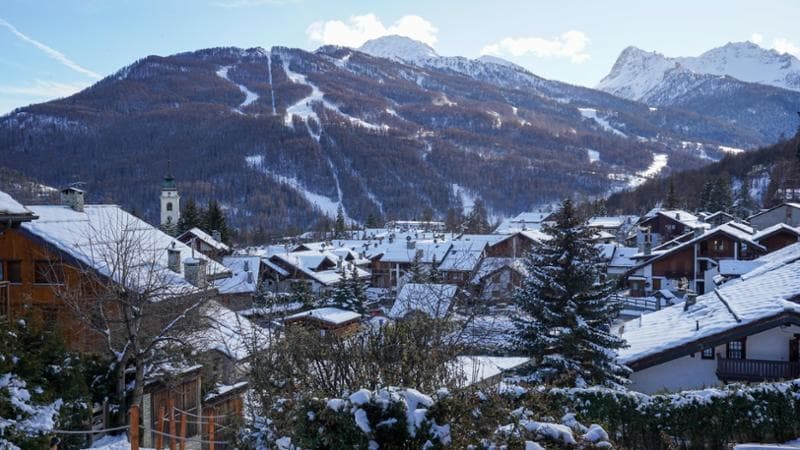 La legge sulla montagna frana dopo le polemiche. Calderoli: “Entro domani un nuovo testo”