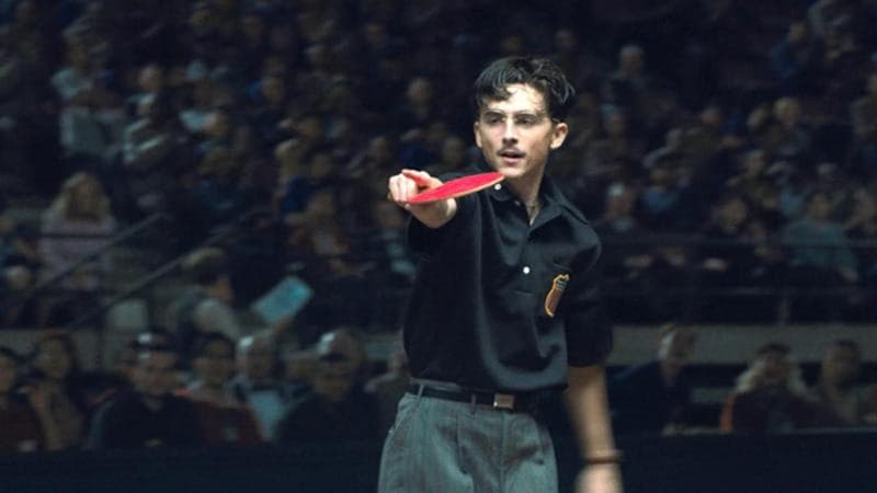 “Marty Supreme”, in una pallina c’è il sogno americano (e Chalamet che punta all’Oscar)