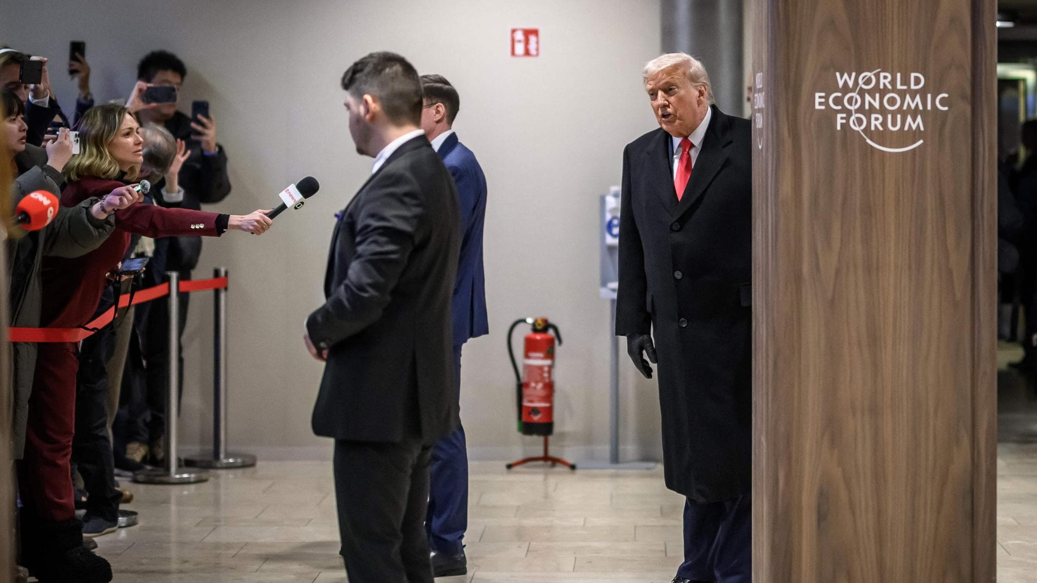 Davos, Zelensky in viaggio verso il Forum per incontrare Trump