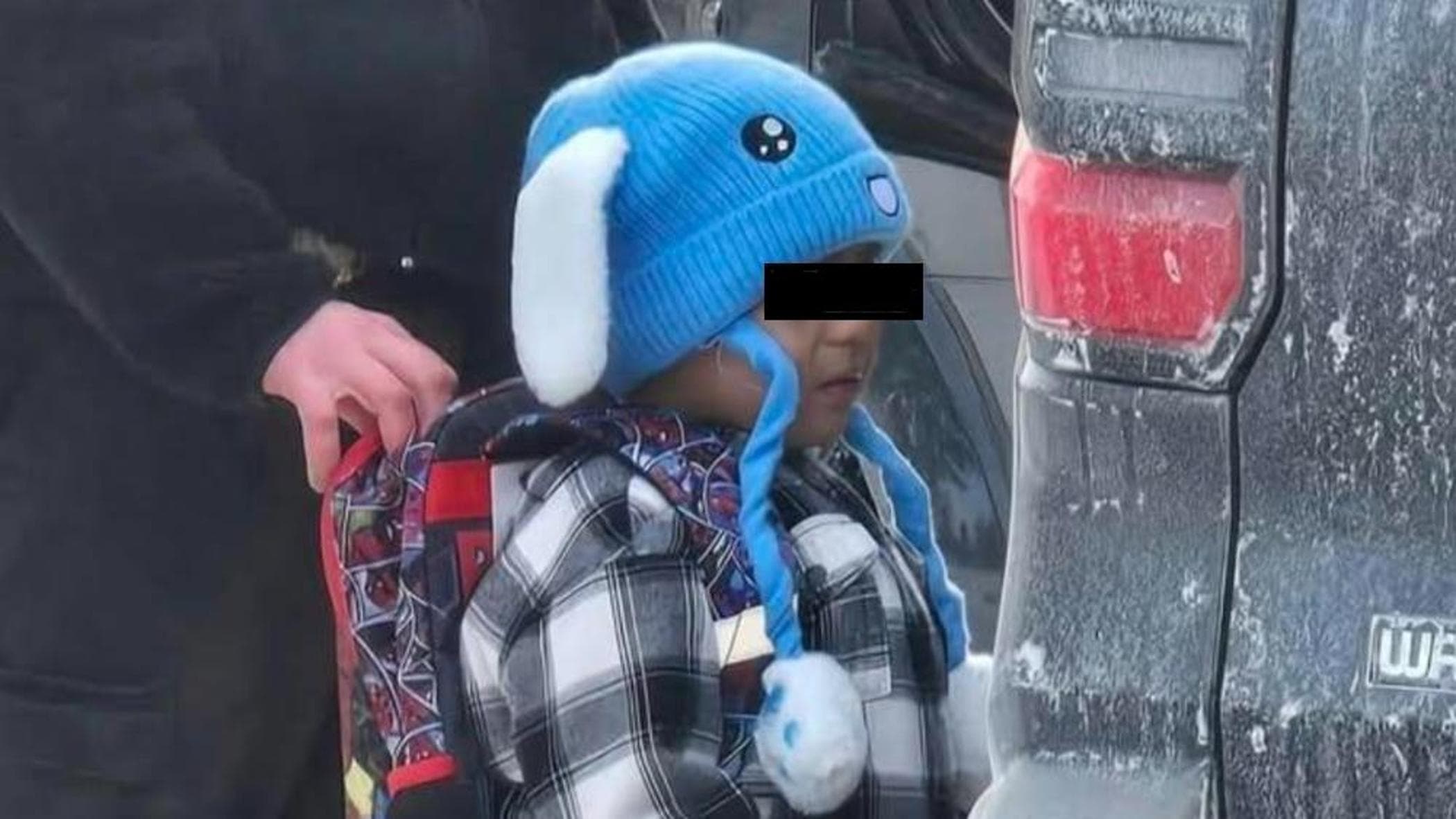 Stati Uniti, raid anti-migranti in Minnesota: Ice arresta un bambino di 5 anni di ritorno da scuola