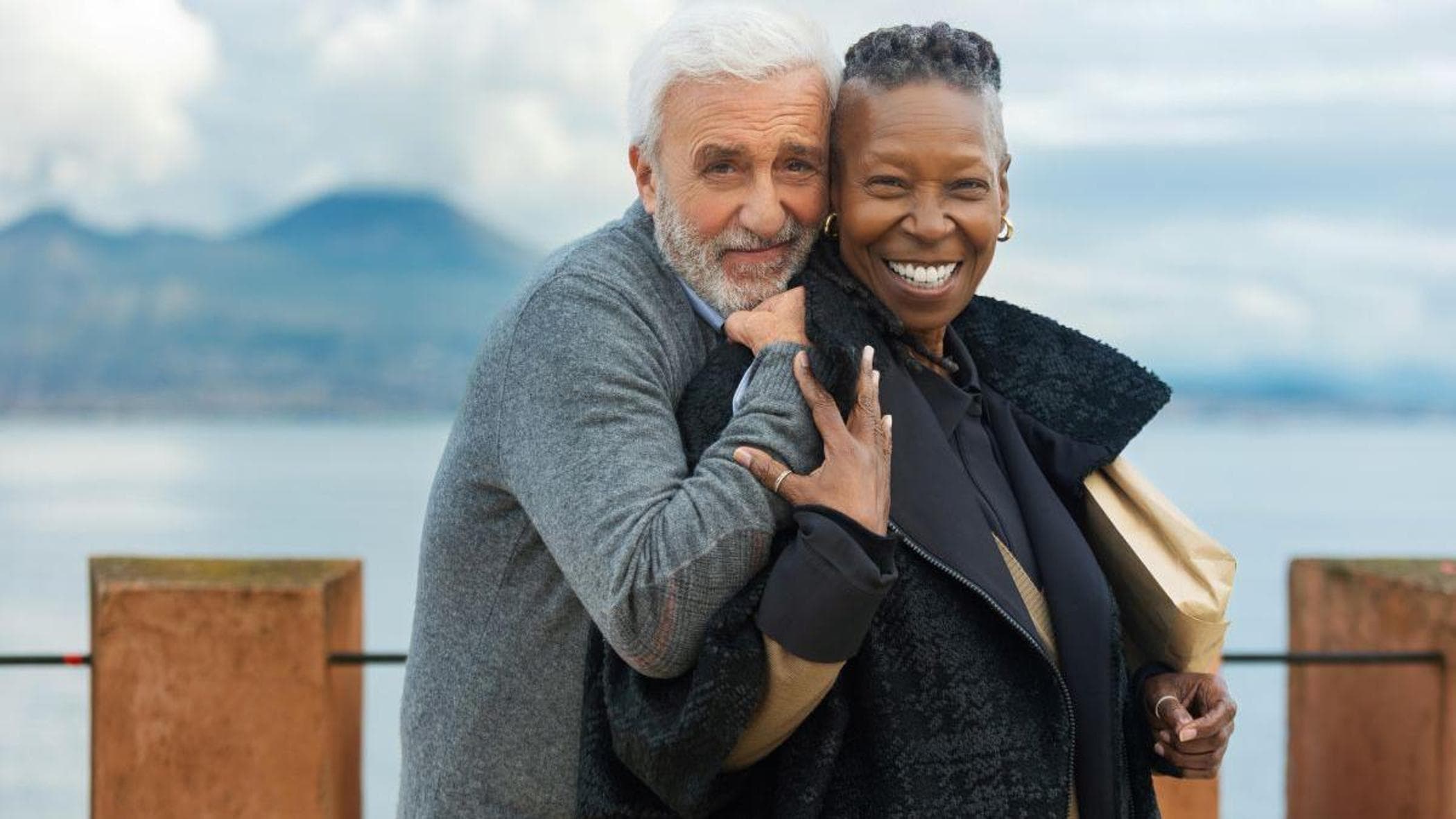 Whoopi Goldberg: “Mi manca Patrick Swayze, se ho fatto Ghost lo devo a lui”