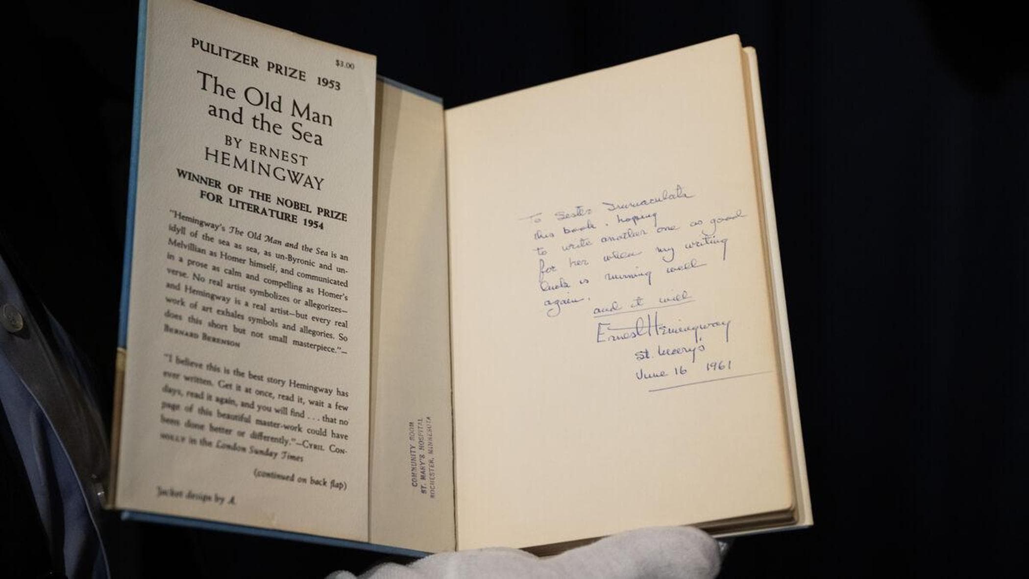 Hemingway, l'ultima dedica a una suora sedici giorni prima del suicidio