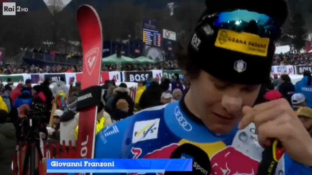 Sci, Franzoni in lacrime dopo l'impresa a Kitzbuehel: il ricordo dell'amico scomparso