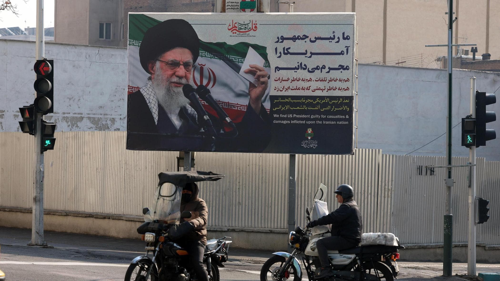 Alta tensione Iran-Usa, “Khamenei trasferito in un rifugio speciale”