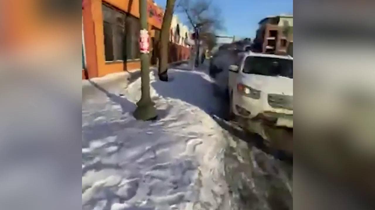 Minneapolis, agenti federali uccidono un uomo: nuovo video, chiarita la dinamica