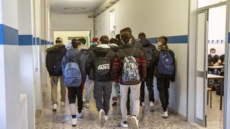 Scuola, il piano Santanchè: dieci giorni di vacanze a scelta