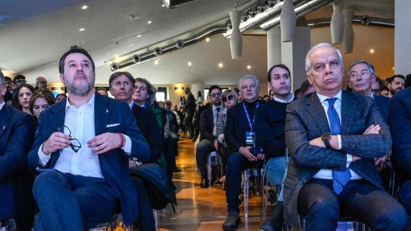 Salvini e il neonazi Robinson: “Libero di vedere chi voglio”. E mette in guardia Vannacci