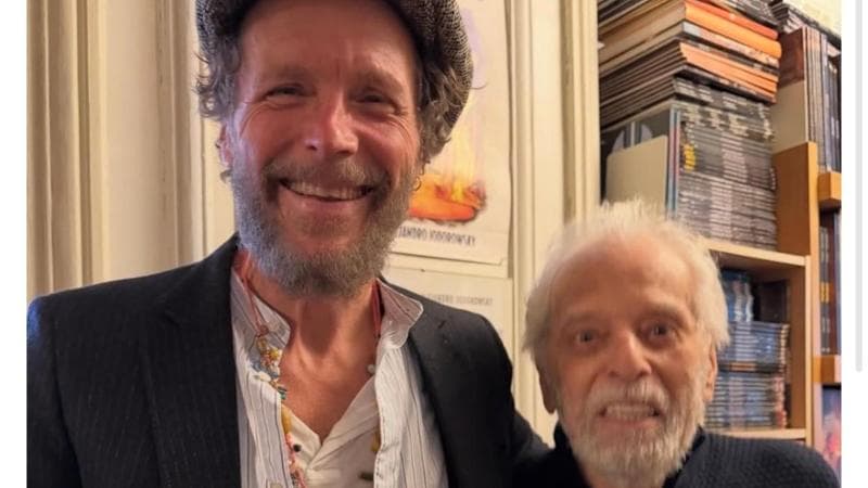 Jovanotti e Jodorowsky: l’incontro a Parigi tra il cantante e l’artista