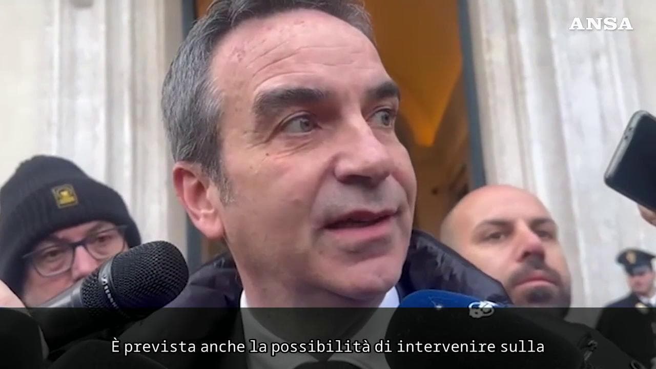 Maltempo in Calabria, Occhiuto: "Danni per 300 milioni, bisogna ricostruire ciò che il mare ha portato via"