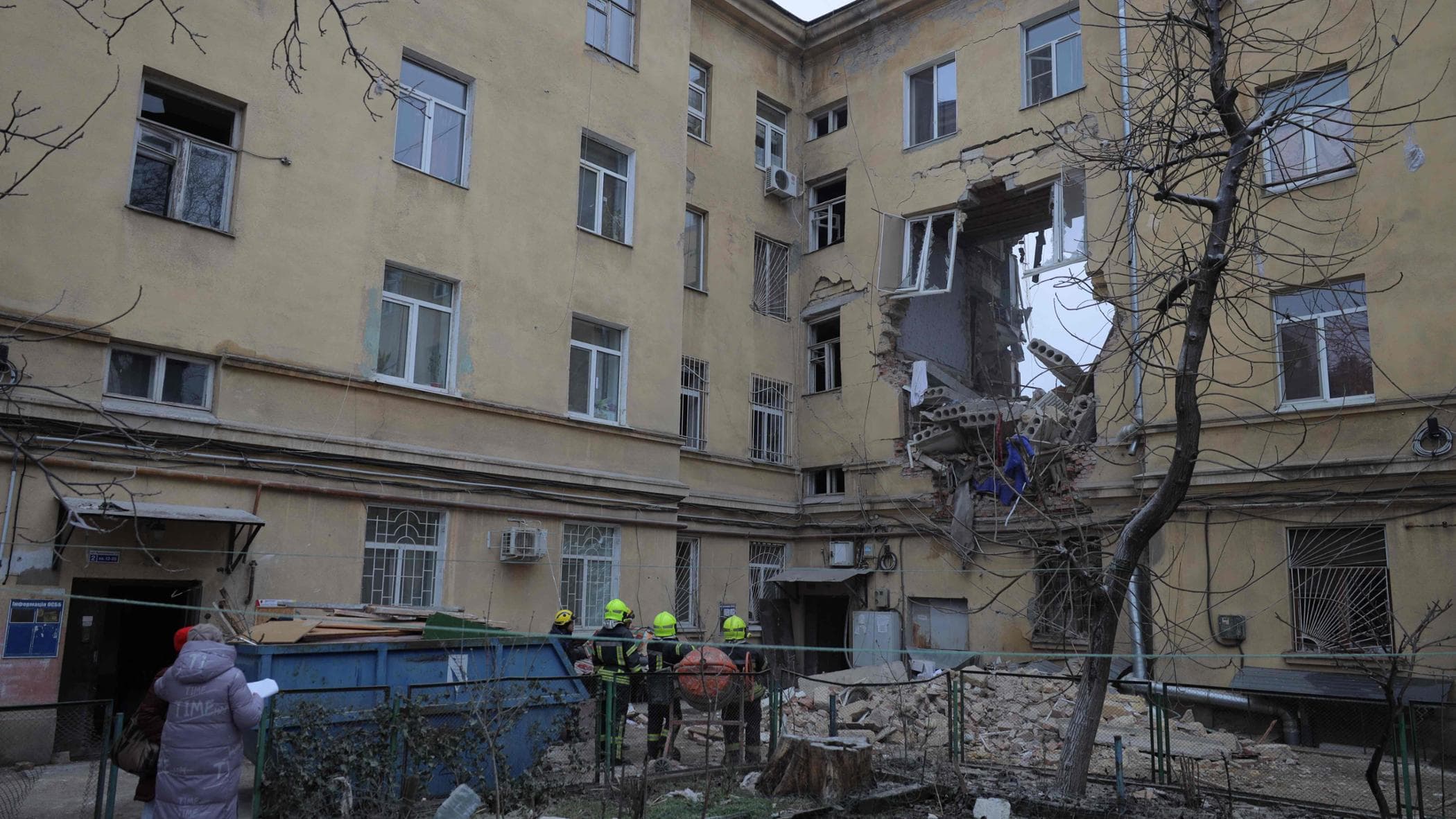 Guerra Ucraina-Russia, news. Nuovi raid russi su Odessa. “Danni colossali alla centrale elettrica”