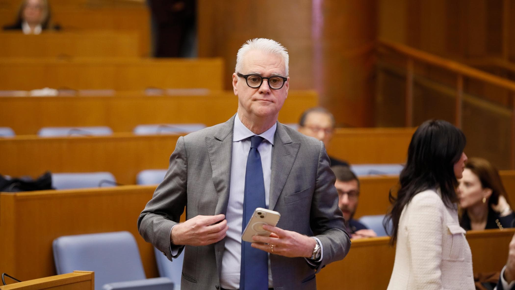 Dirigenti senza superare il concorso, ok al ddl merito. Domani in cdm il pacchetto semplificazioni