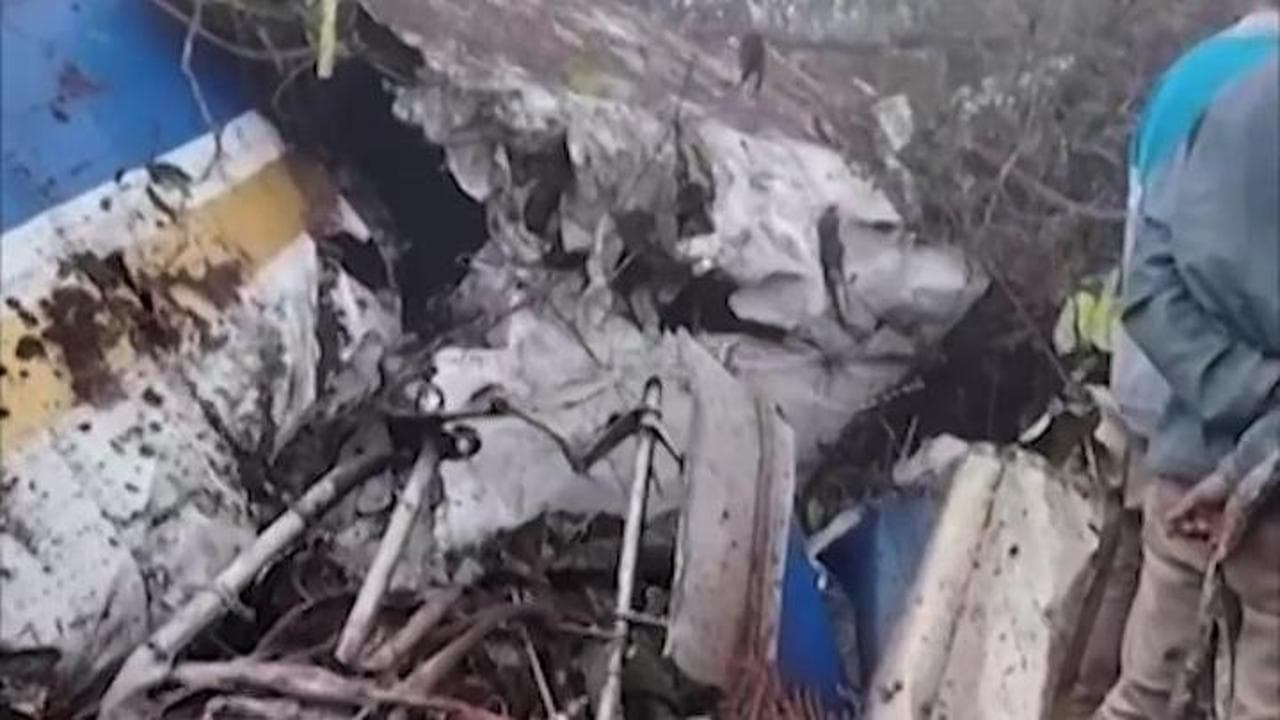 Colombia, individuati i rottami dell'aereo scomparso: le immagini dal luogo del disastro