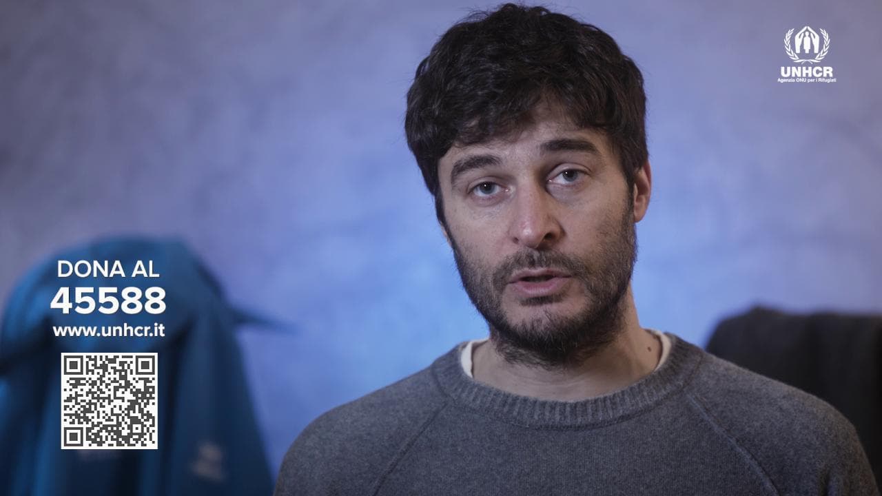 Ferma il gelo, la campagna Unhcr per rifugiati e sfollati: l'appello di Lino Guanciale