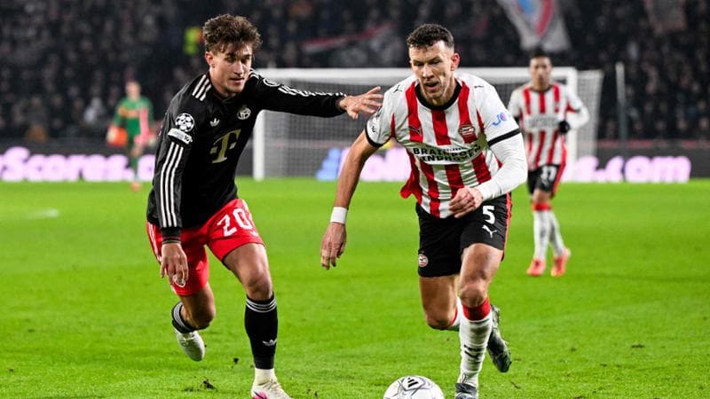 Perisic in azione durante Psv-Bayern
