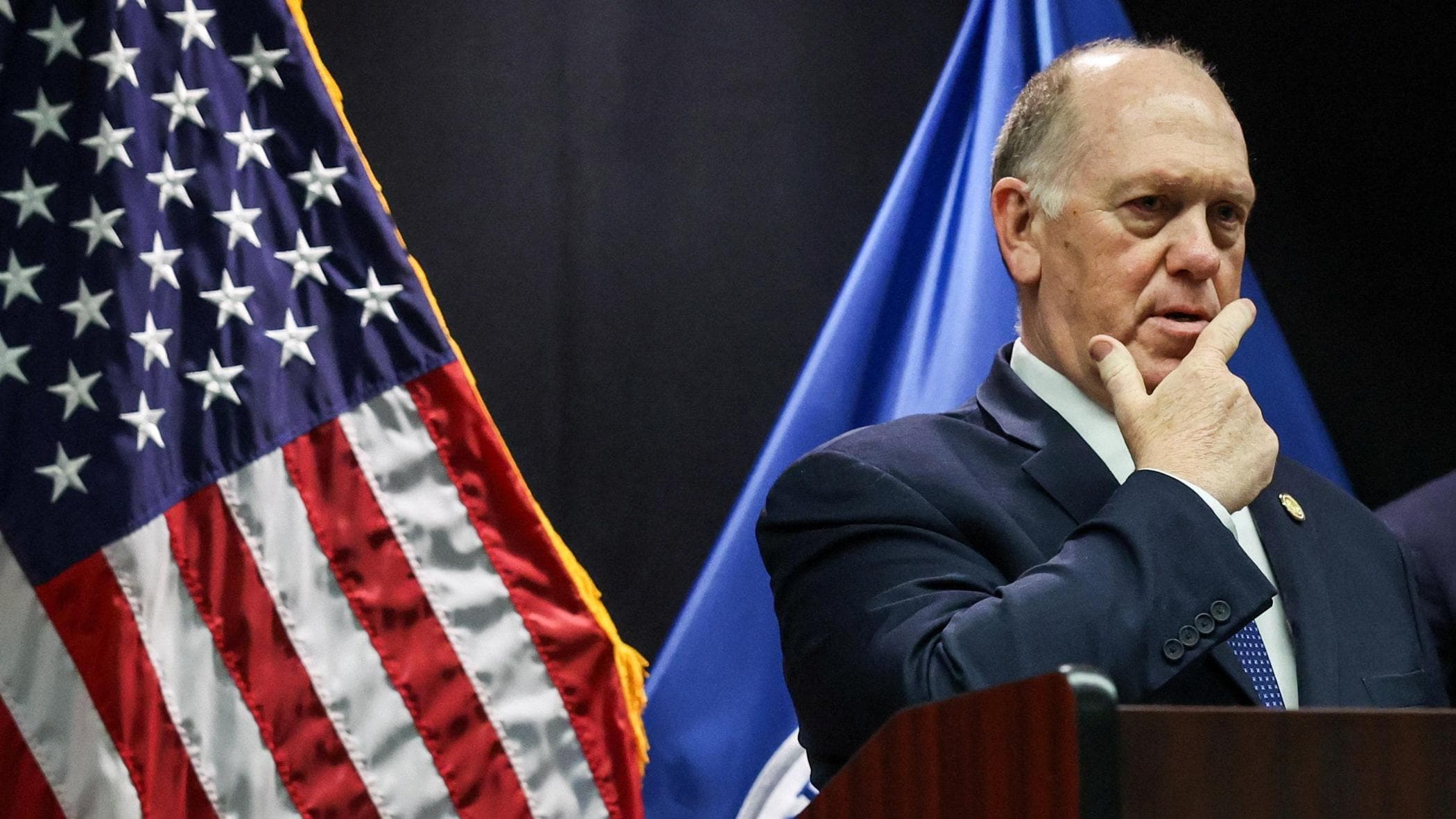Minneapolis, la svolta di Homan: “Operazioni mirate e sicure”