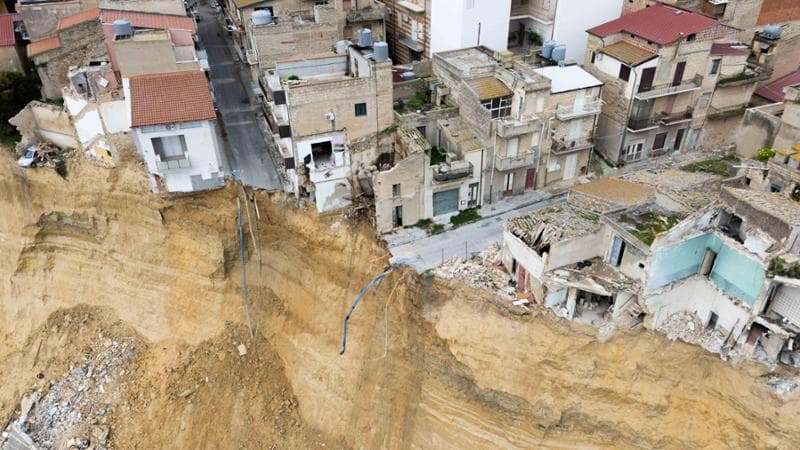 La frana di Niscemi vista dall'alto (Fotogramma)