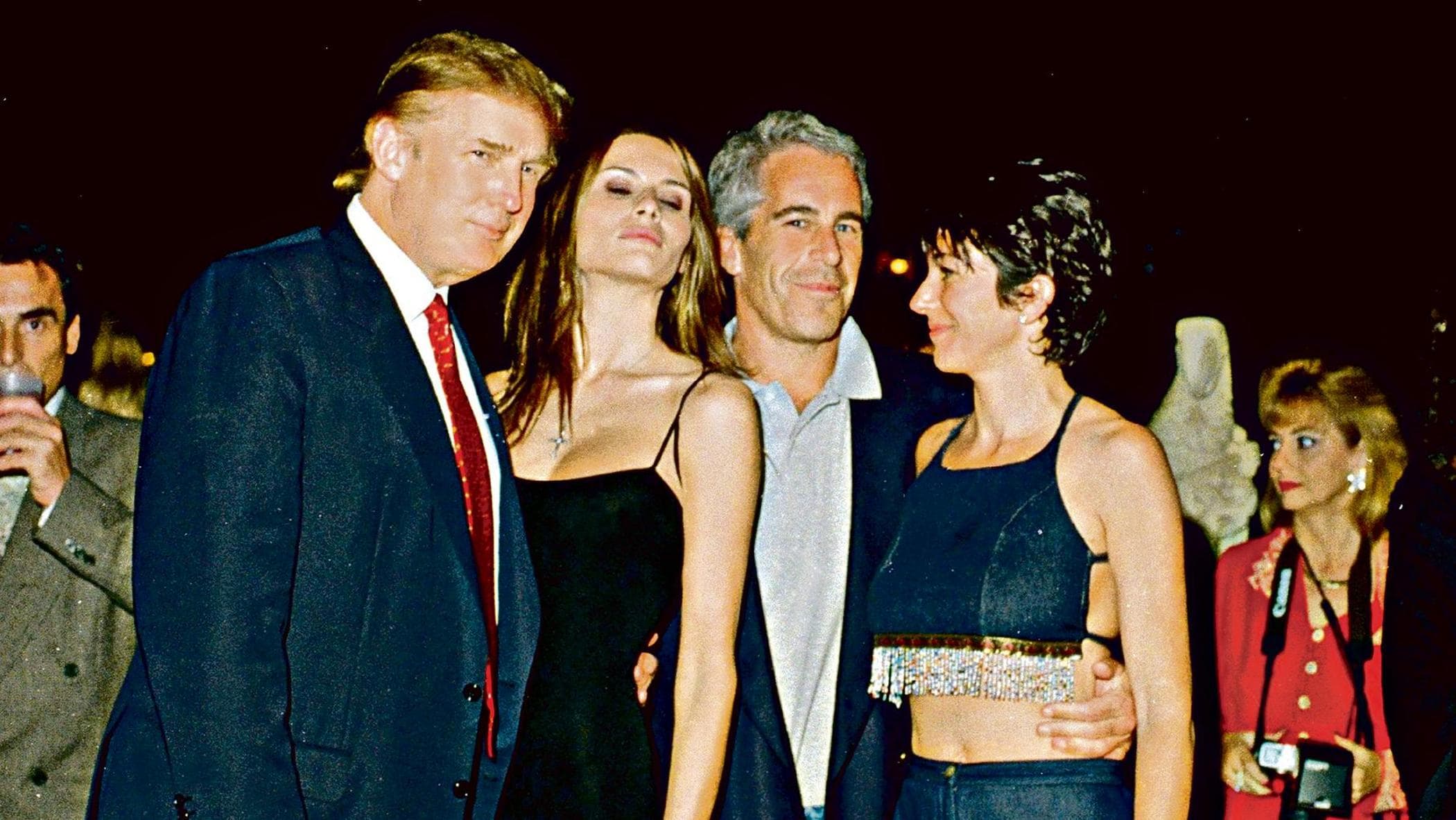 Epstein, le accuse a Trump: “Sesso con minorenni, metteva le ragazze all’asta”