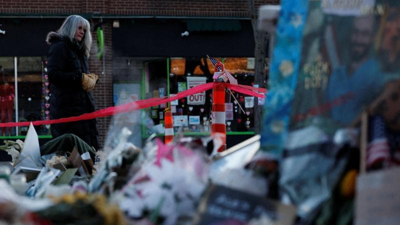 Il memorial per Alex Pretti