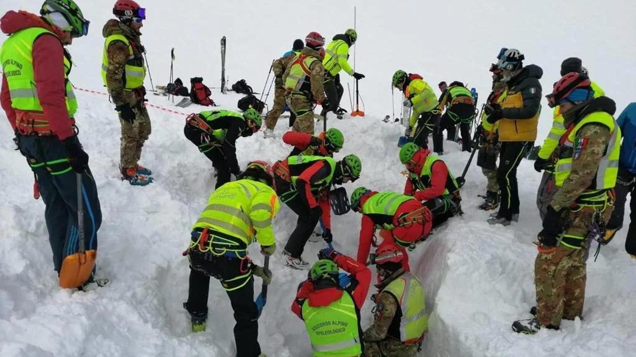 Friuli, cadute due valanghe: ci sarebbero persone sepolte