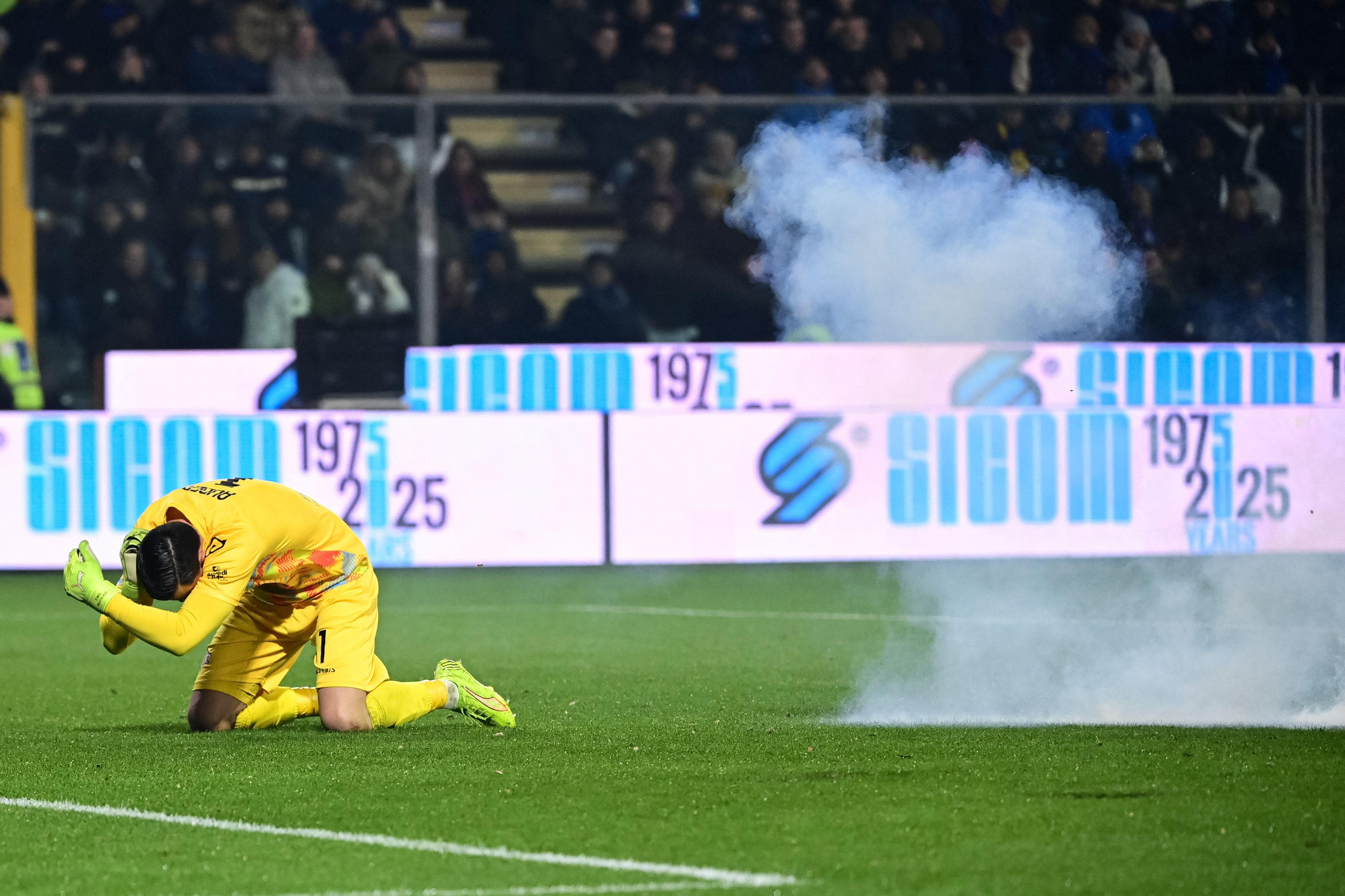 L’Inter allunga in classifica, i suoi tifosi colpiscono Audero con un petardo
