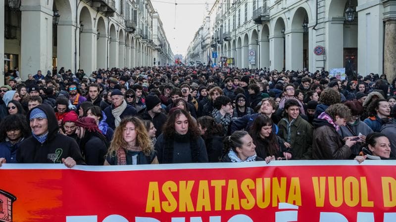 Dai capi delle forze dell’ordine dubbi sul blocco dei facinorosi