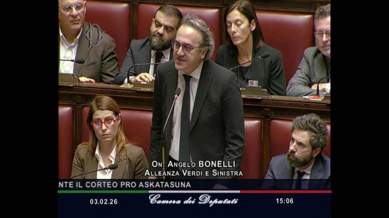 Scontri Torino, Bonelli contro Piantedosi: "Teppisti criminali nostri nemici, non ci avete protetti"
