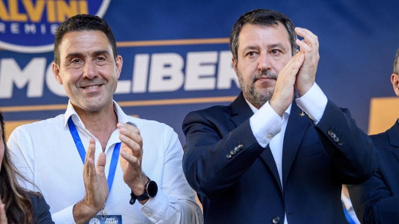 Roberto Vannacci e Matteo Salvini&nbsp;
