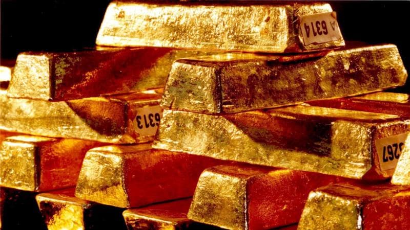 Le Borse oggi, 4 febbraio. Europa positiva, Milano al top da novembre 2000. Oro sopra quota 5000