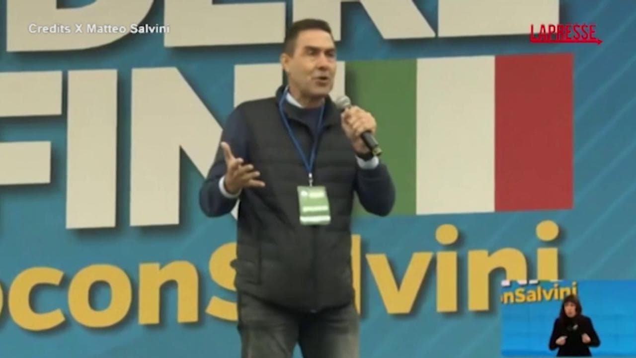Vannacci lascia la Lega, quando il generale diceva: "Sono qua, credo nella parola data e nell'onore"