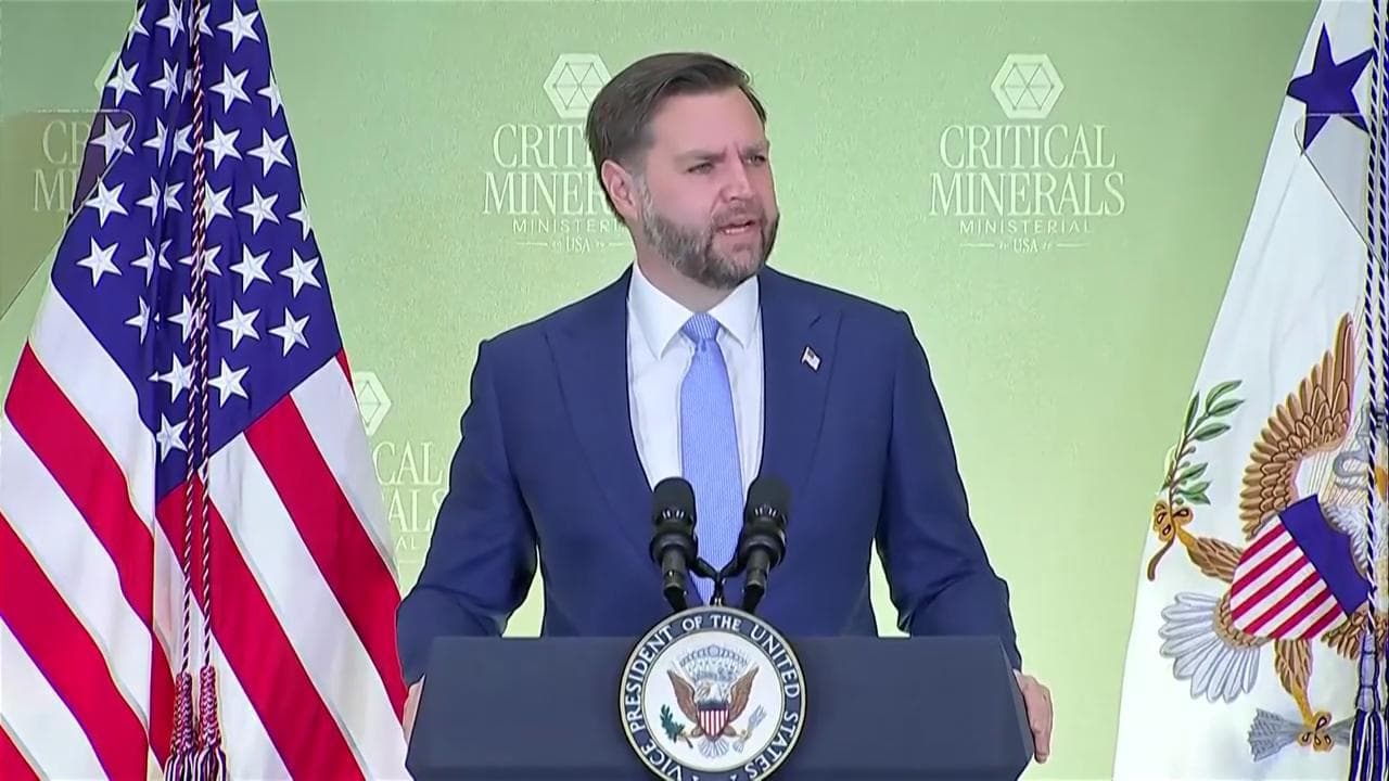 Minerali e petrolio, Vance illustra la dottrina Usa: "Nulla è più reale dell'accesso alle risorse"