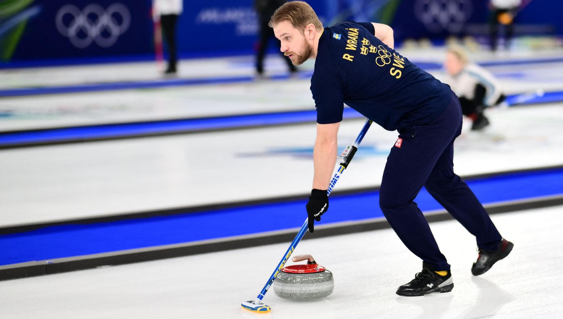 Blackout al torneo di curling: la luce va via per cinque minuti e le partite si fermano