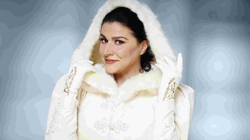 Cecilia Bartoli: “Pippo Baudo mi scoprì a ‘Fantastico’. Tifo per la Roma ma allo stadio non urlo”