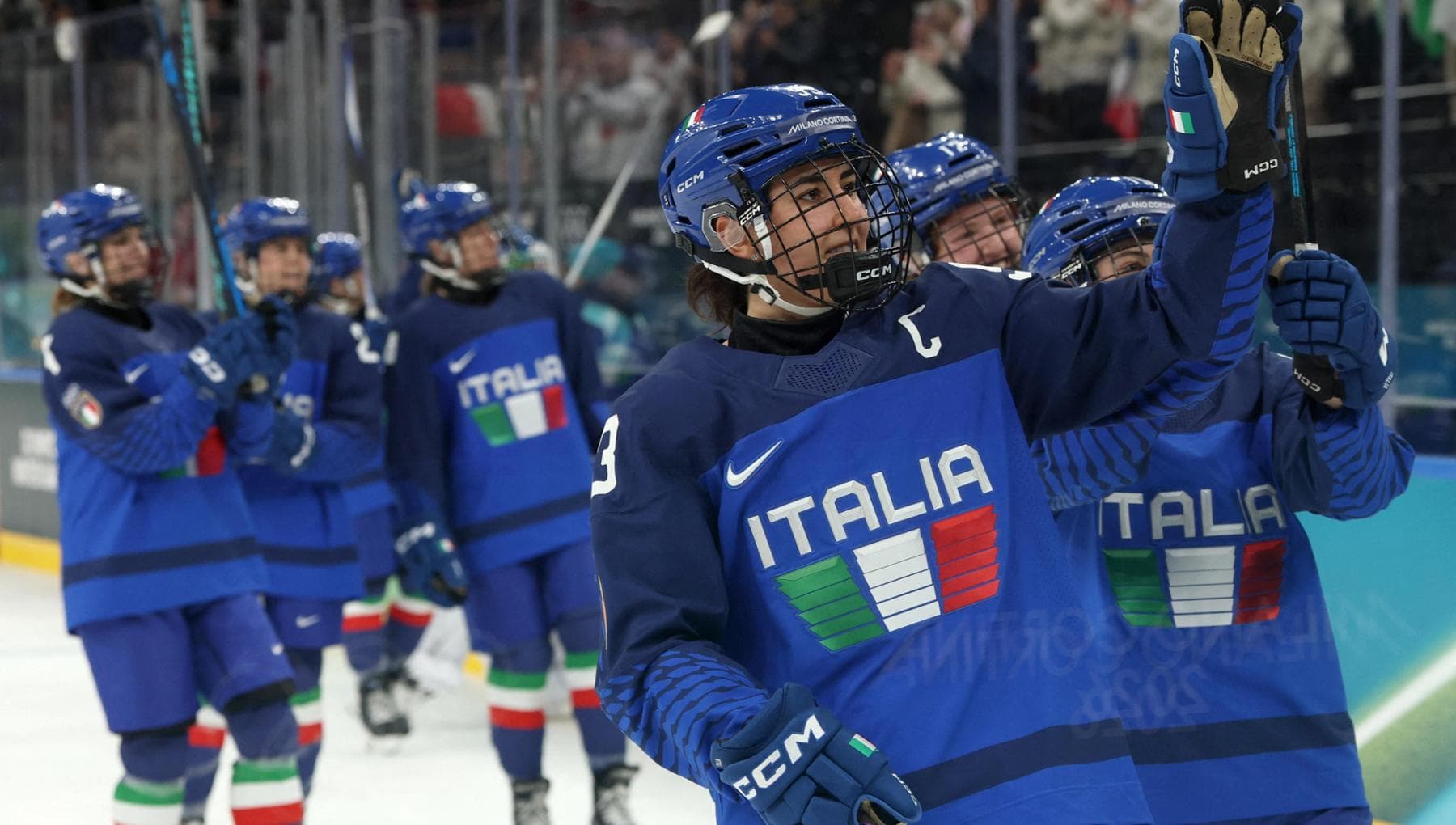 Hockey femminile, l’Italia parte forte: 4-1 alla Francia