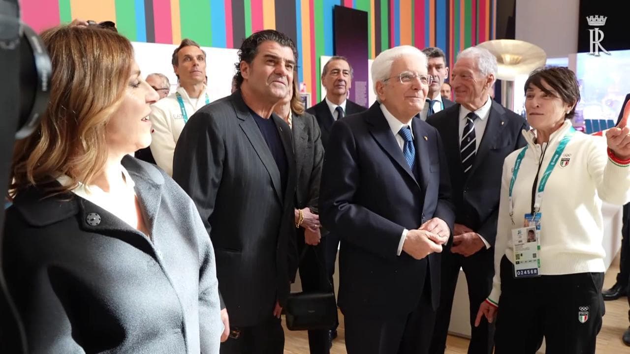 Olimpiadi, Mattarella a Milano a Casa Italia con Tomba e Compagnoni: un viaggio tra arte e sport