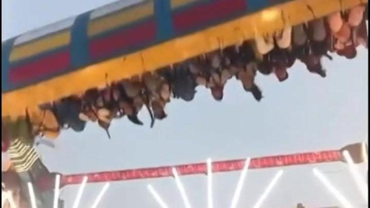 Giostra collassa in piena corsa: il video spaventoso dalla fiera in India