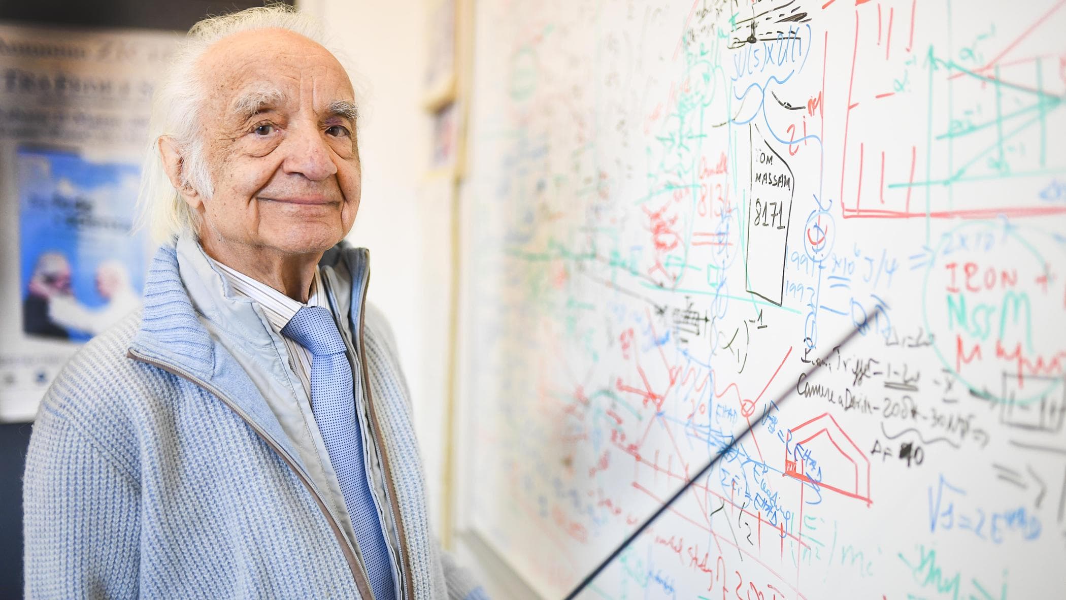 Addio al fisico Zichichi, il genio controverso che contestava Darwin