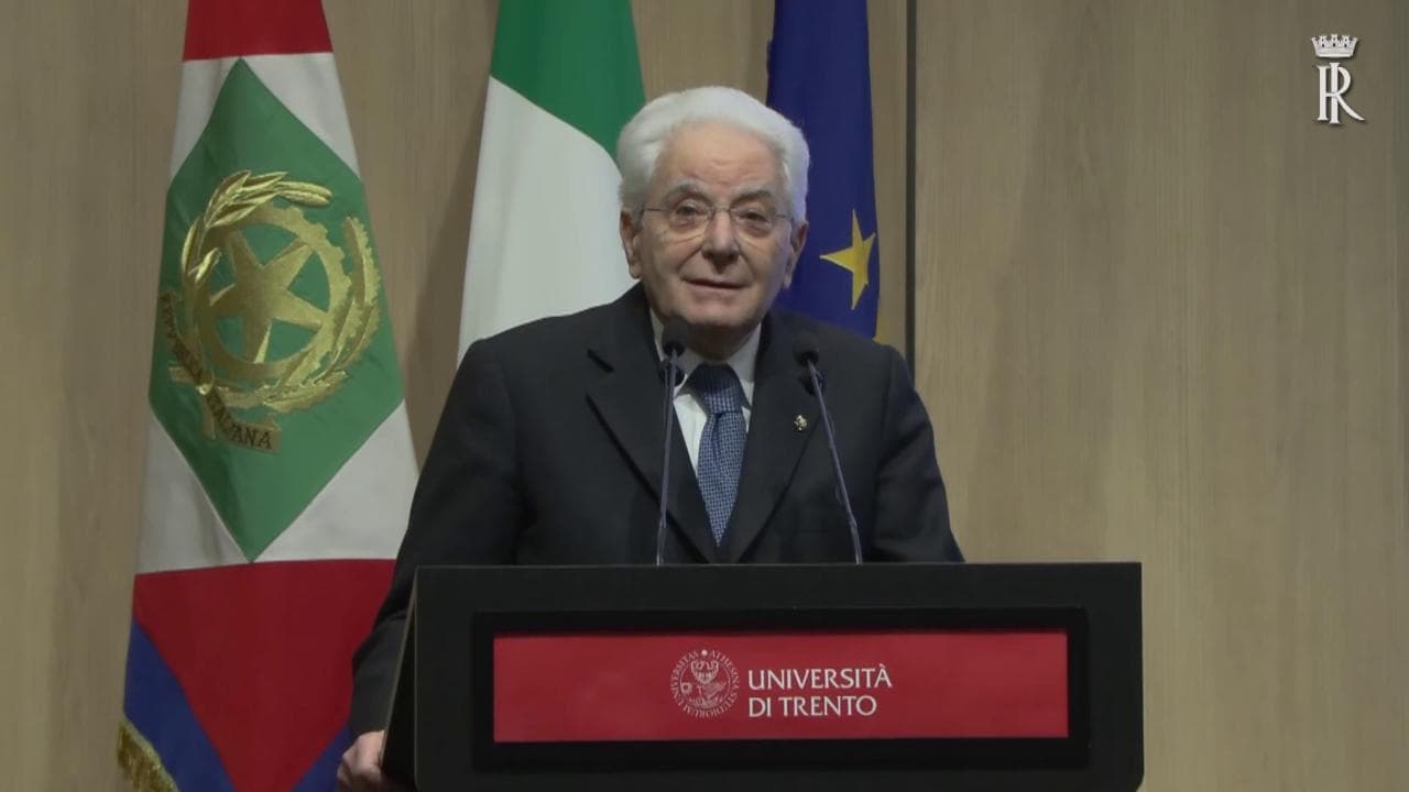 Il monito di Mattarella: "Di fronte alla barbarie nel mondo De Gasperi ci parla ancora"