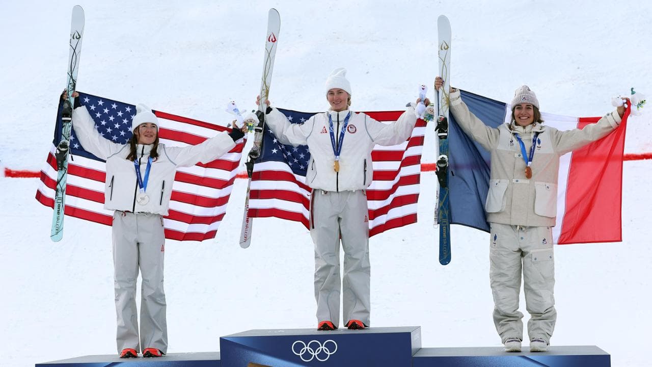 Il podio femminile dello snowboard freestyle gobbe
