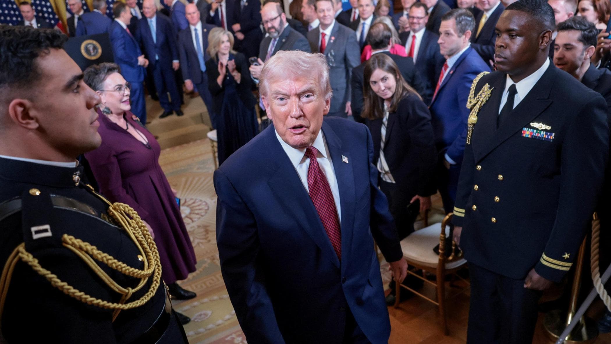 米国、下院からトランプ氏に平手打ち：カナダへの関税を停止せよ。共和党議員6人が民主党に賛成票を投じる
